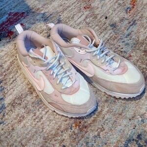 Nike Air Max 90 Futura Women's Shoes